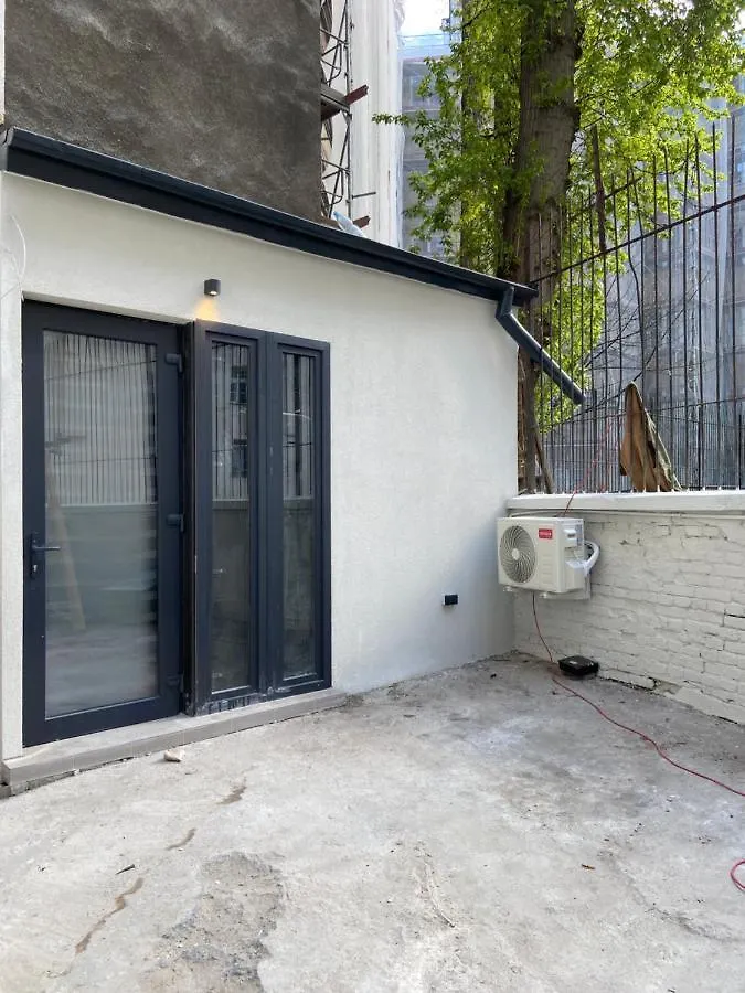City Garage Studio - Lwowska 9 Varşova